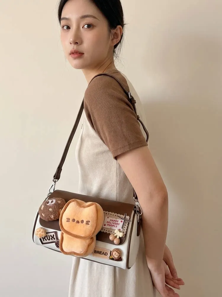 Girl Sweet Cute Cartoon Toast Cat Messenger Bag Girl High Sense Exquisite Backpack Shoulder Mobile Phone Bags Birthday Gift