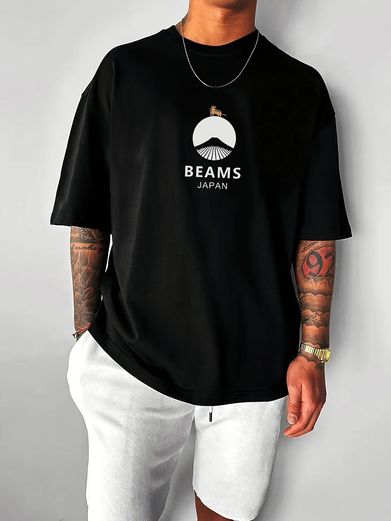 Crew neck short-sleeved T-shirt skin-friendly soft top base shirt casual fashion summer outing for men