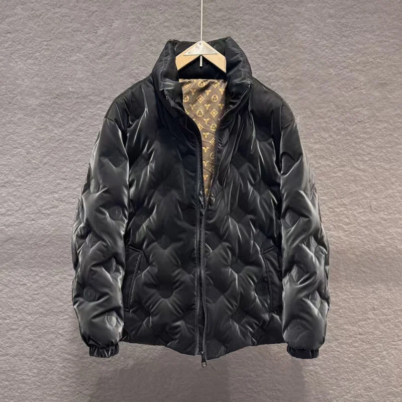 

Модная стеганая пуховая куртка оригинального дизайна, осенняя новинка мужской одежды, с воротником-стойкой, из модного полиэфирного волокна, экологичная.