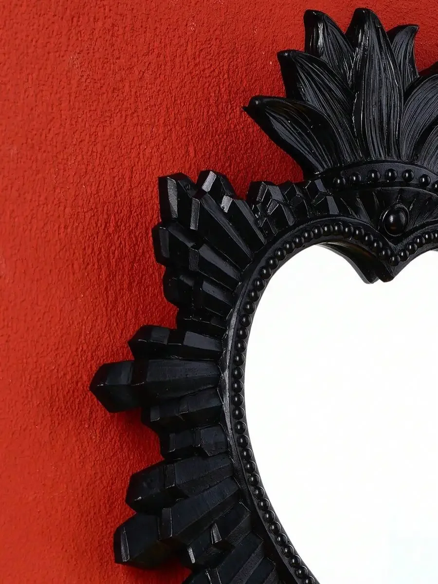 Gold & Black Sacred Heart Wall Ornament 6