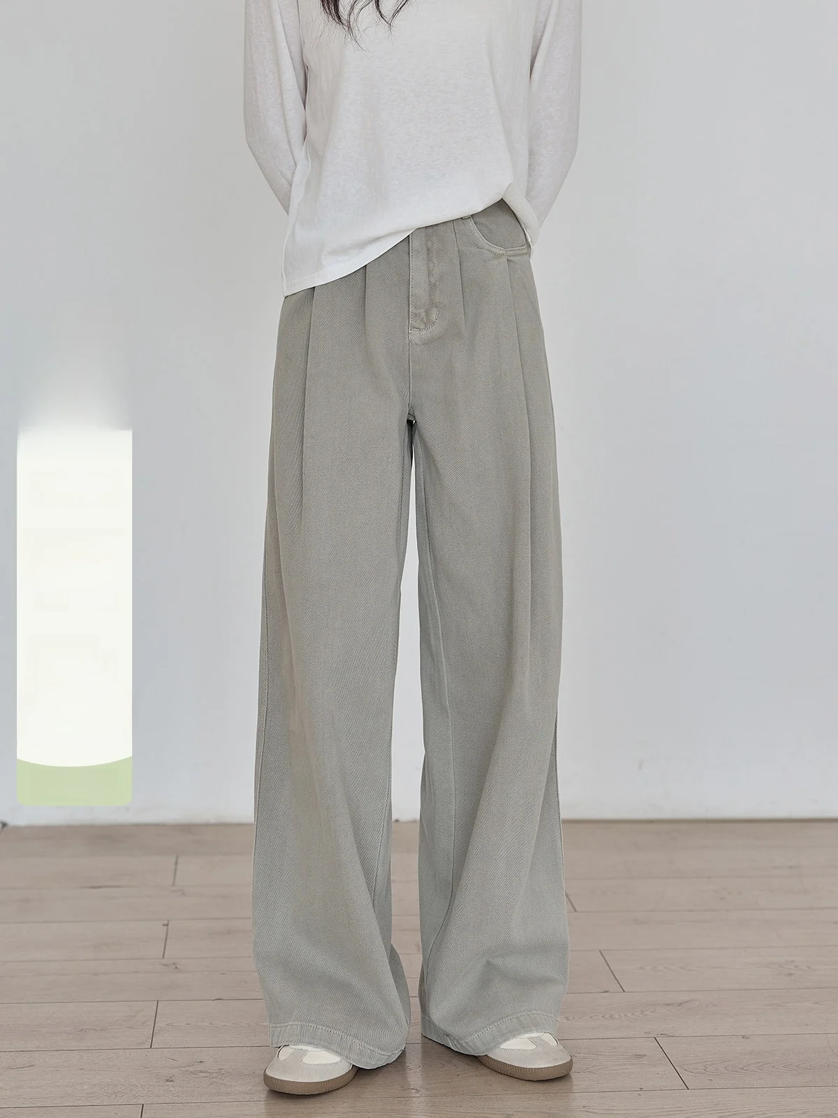 

Khaki High Waist Women's Jeans Spring New Style Pleated Slimming Pants Design Sensation Commute Style Washed Zipper Closure