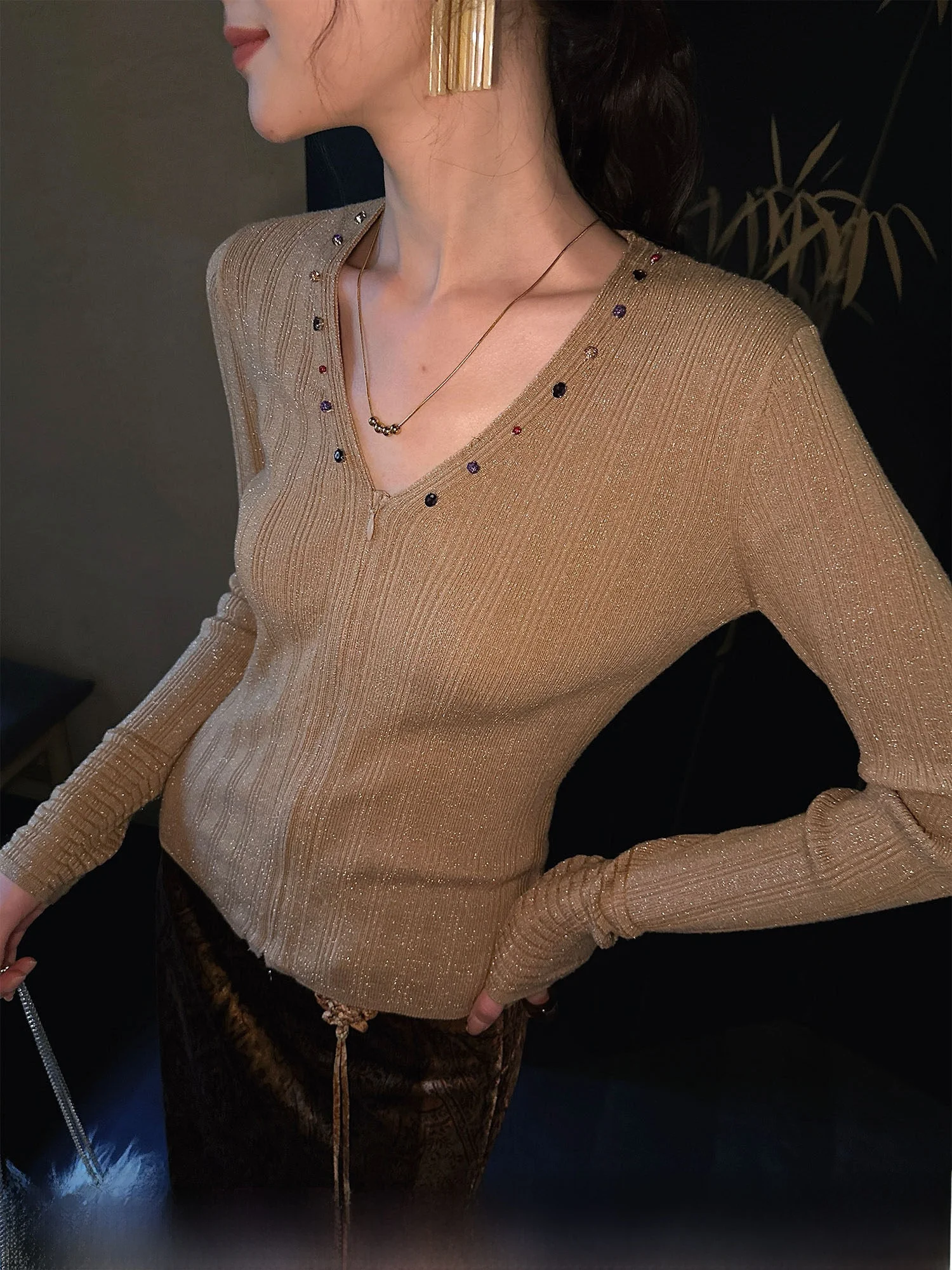 

Sanji Bla Flower【Quiet】Beaded iny Knitted Base irt Inner Wear 00 Wool 2025 New Top Women's Faion Commute Sle Loose...