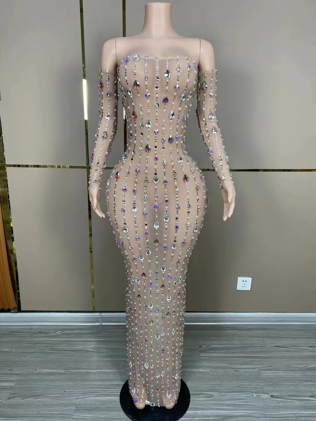 

Customized Colorful Crystals Women Sexy Off the Shoulder Mesh See Through Bodycon Long Dress Performance Costume Stage Wear