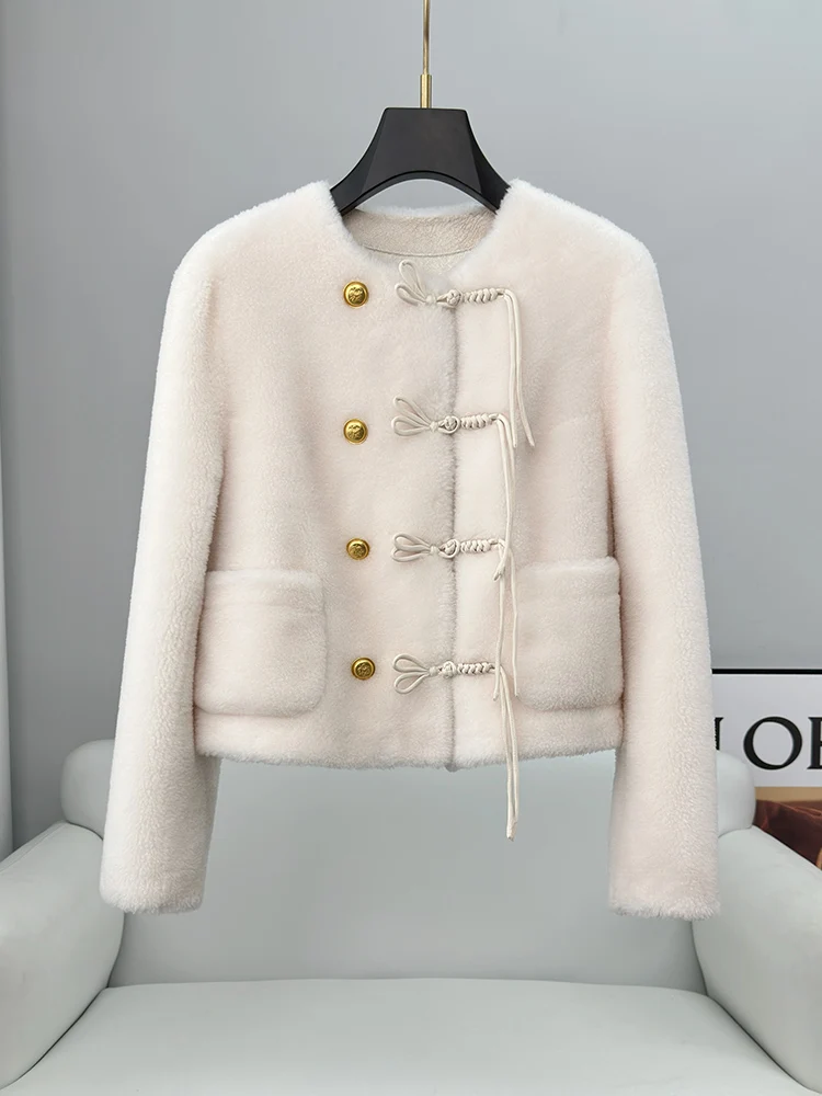 

Chinese style lamb wool coat, new sheep cut down coat for women, small and young, short fur and fur all in one