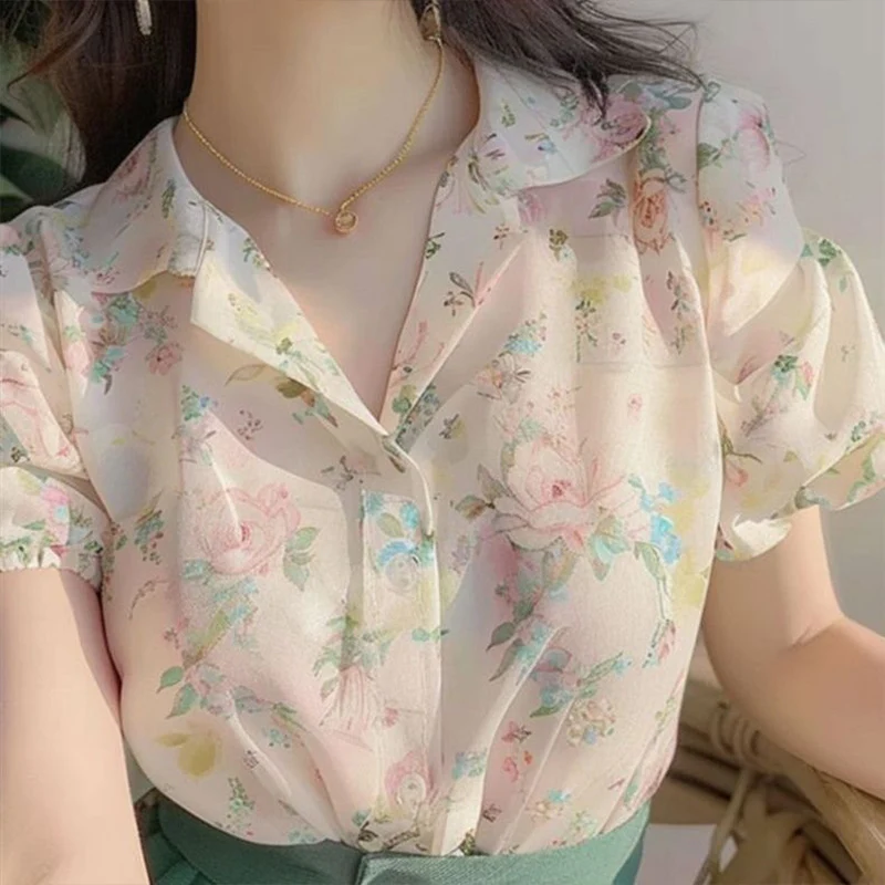 French Floral Temperament Young Style Age Reduction Short Sleeved Shirt Summer New Fashionable Casual Loose Slimming Women\'s Top