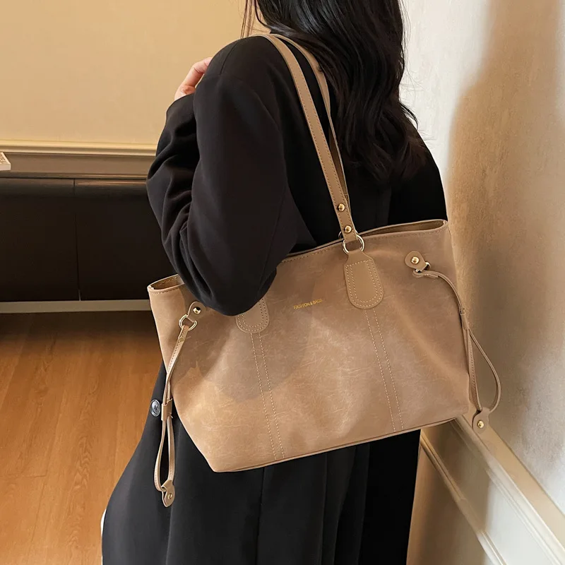 حقيبة كتف كلاسيكية واسعة لعام 2025، محفظة ركاب عصرية للنساء، حقيبة كروس ريترو، حقيبة بسيطة من اليوم إلى الليل #3