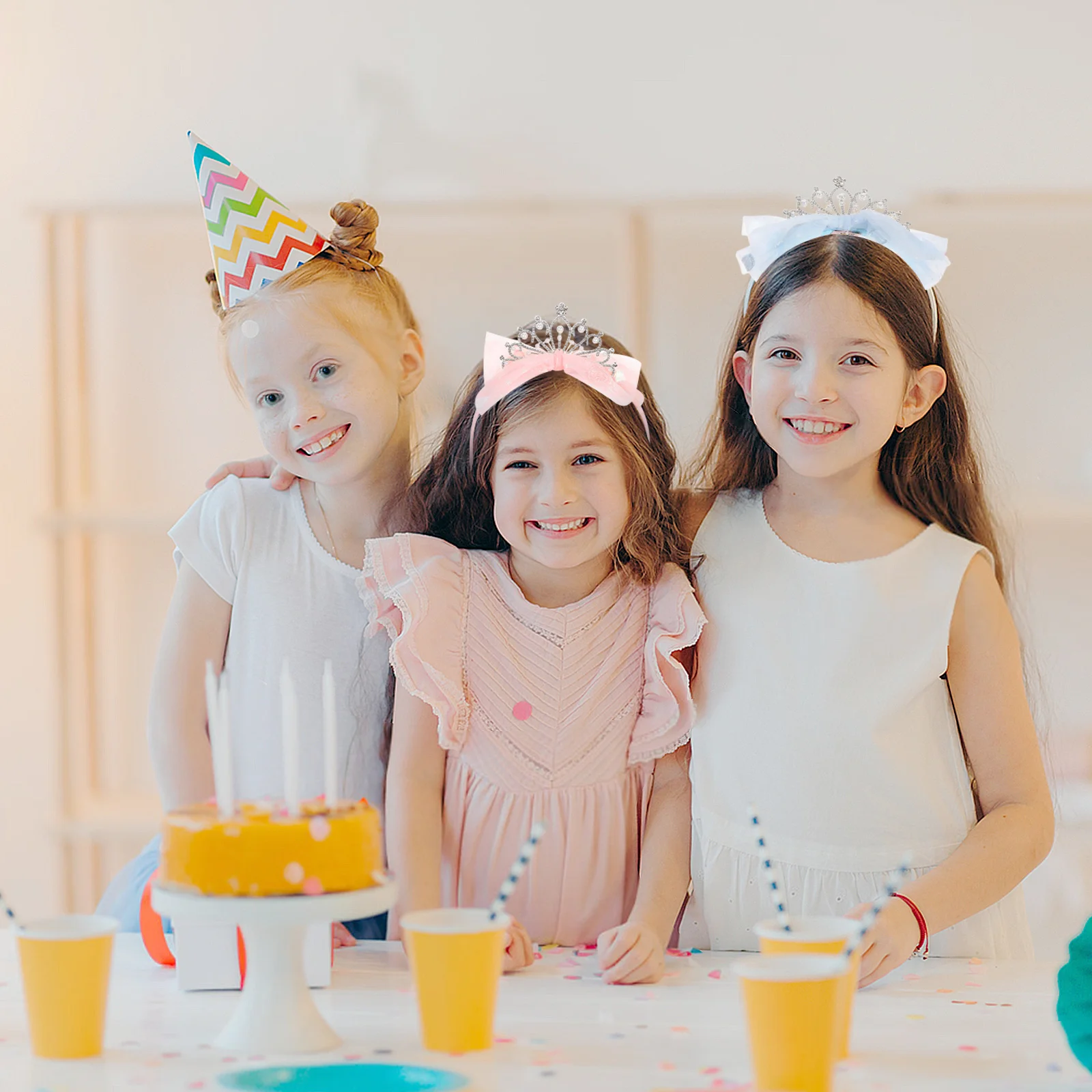 

2Pcs Girls Rhinestone Princess Crown Headband Imitation Pearl Birthday Party Dress-Up Children's Hair Accessories