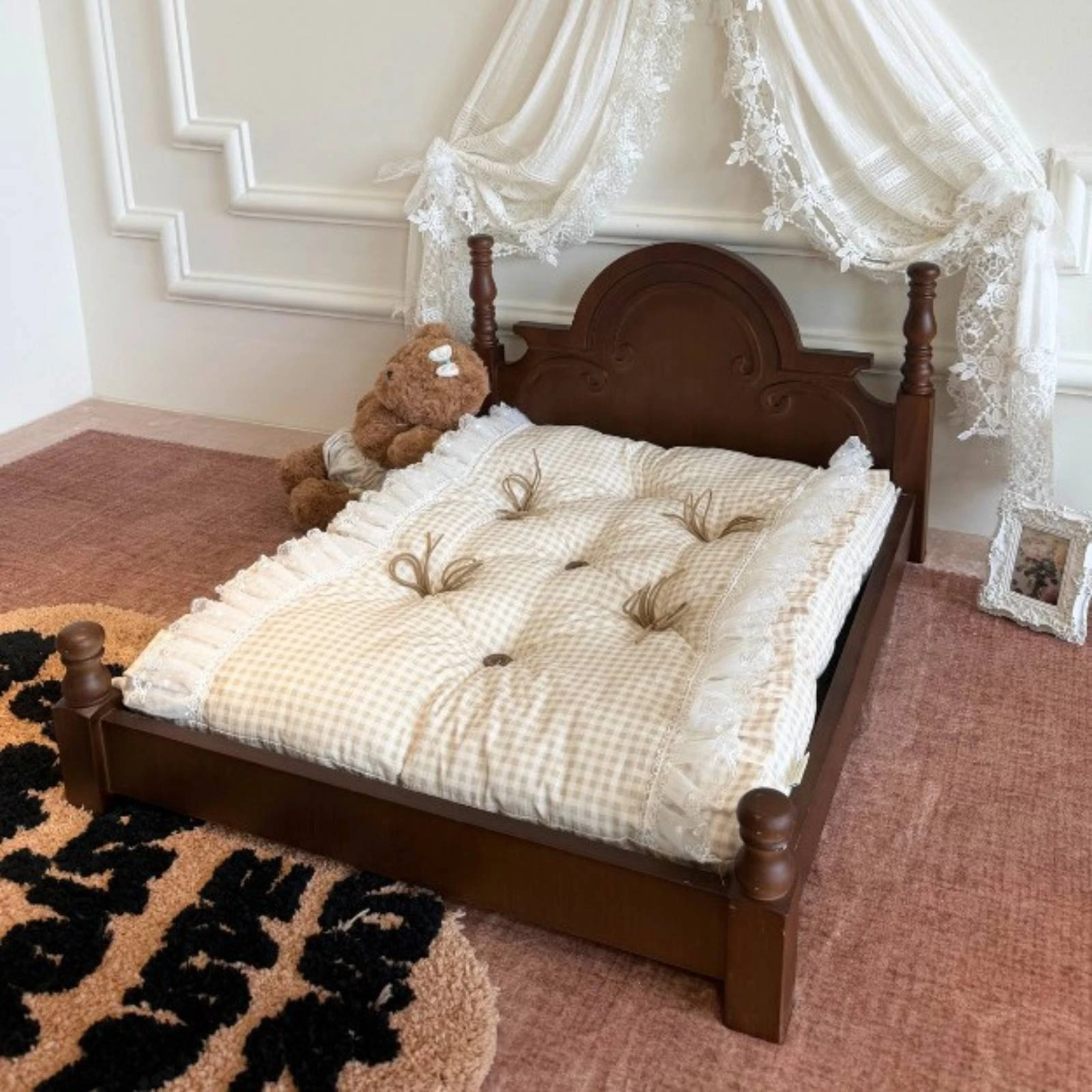 Solid Wood Feline Bed Four-Season Use Solid Wood Dog Bed Pet Furniture Double-Sided Cushion Breathable Spacing for Cats