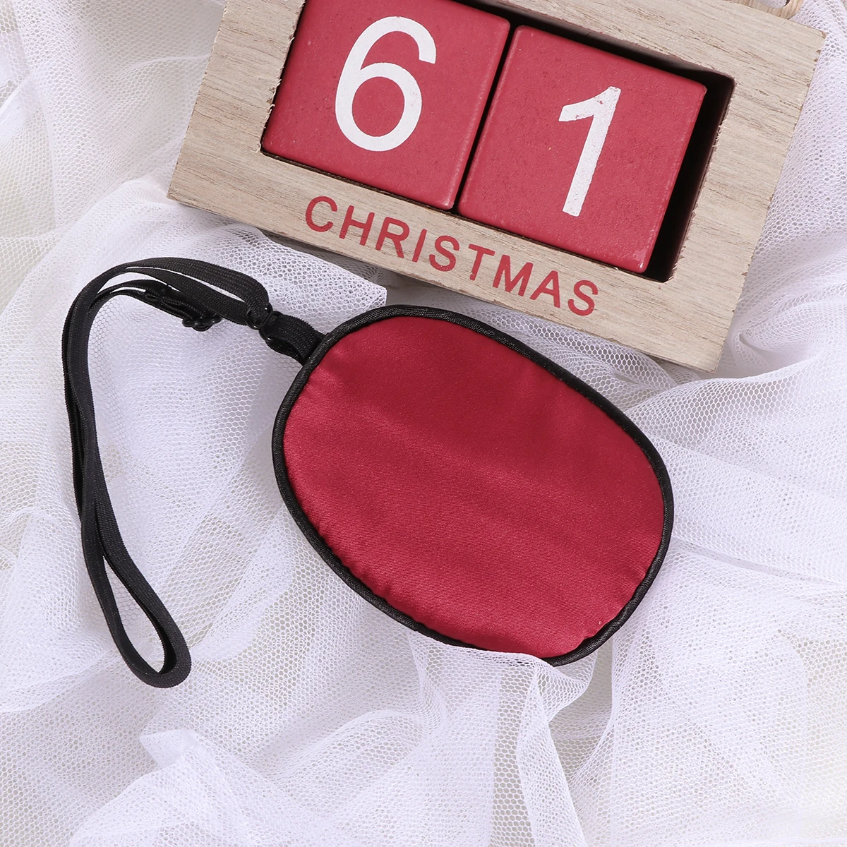 

Silk Eye Patches Single Mask for Lazy Amblyopia Strabismus Adults Child Comfortable Elastic Strap Soft Lightweight