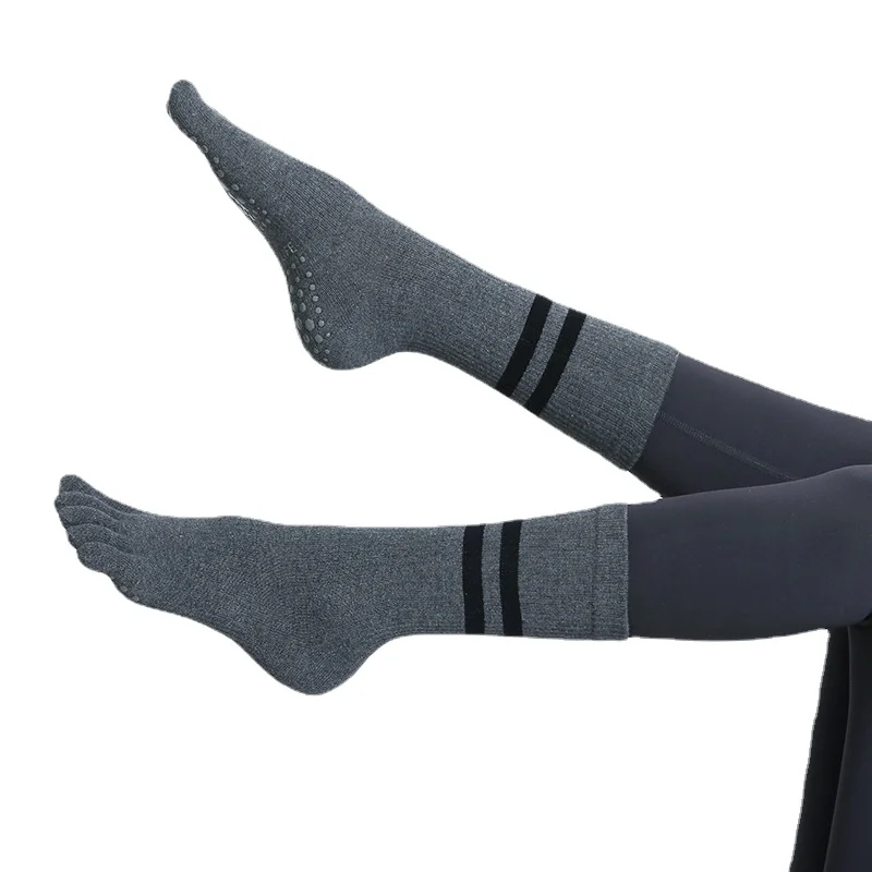 and Parallel Professional Bars Autumn Winter Long Yoga Socks Calf Women\'s Five-finger Socks Split Toe Non-slip Floor Socks