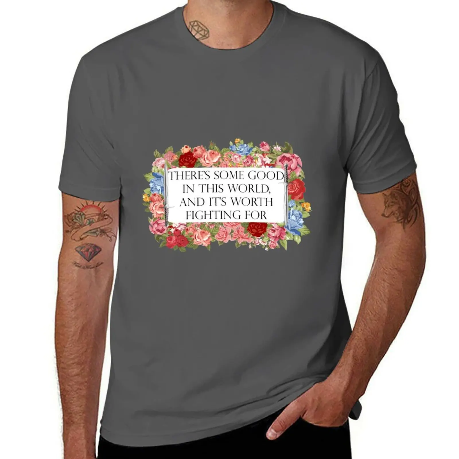 

Good in this world T-Shirt Festive Simple T-Shirt