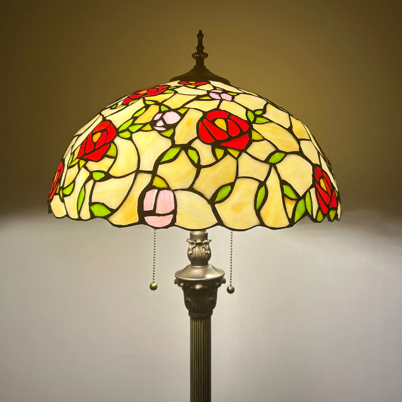 LongHuiJing 16 Inch Tiffany Floor Lamp with Stained Glass Rose Pattern Shade Hotel corridor decorative lights