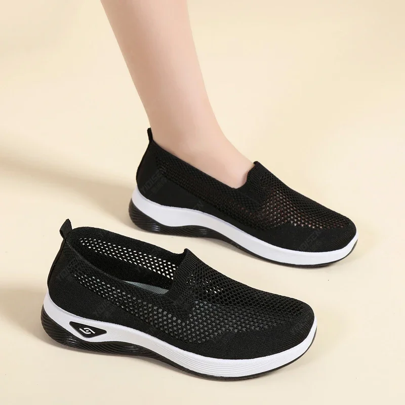 

Spring Women's Breathable Sports Shoes Fashionable Lightweight Non-slip Wear-resistant Casual Flat Vulcanize Shoes Plus Size 42