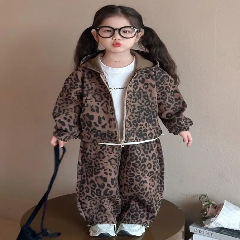 

Kawaii модная куртка на молнии для девочек, комплект брюк, студенческий весенне-осенний повседневный топ с героями мультфильмов, длинные брюки, комплект из 2 предметов, детская одежда