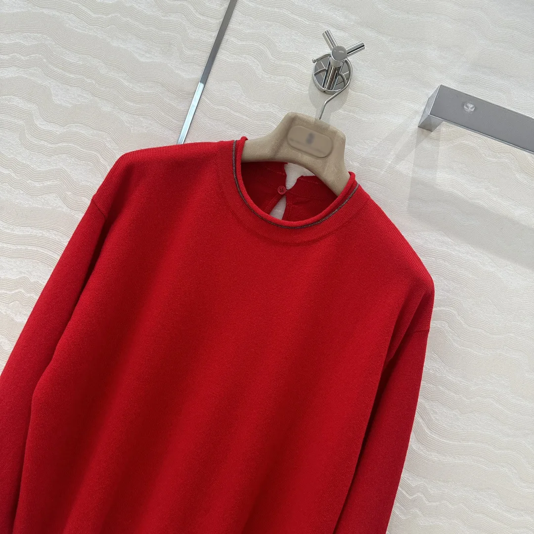 2025 High-quality High-end Women's Clothing Temperament Elegant Style Solid Color Round Neck Long-sleeved Knitted Top