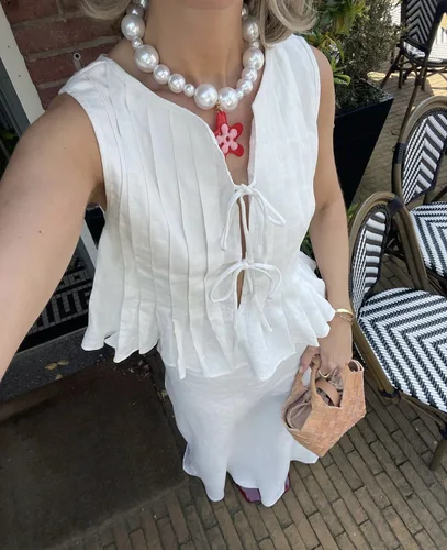 Imagen 2 del producto Camisas con cordones y lazo a la moda para mujer, blusas plisadas sin mangas caladas de lino y algodón para mujer, novedad de verano 20224, Tops blancos informales para mujer