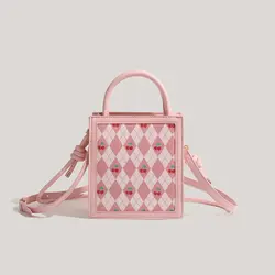 Nuove simpatiche borse a tracolla rosa per le donne 2024 Lolita borsa a tracolla ragazze Kawaii Strawberry Print Handbag primavera fuchucaymna22ea Bolsas Mujer