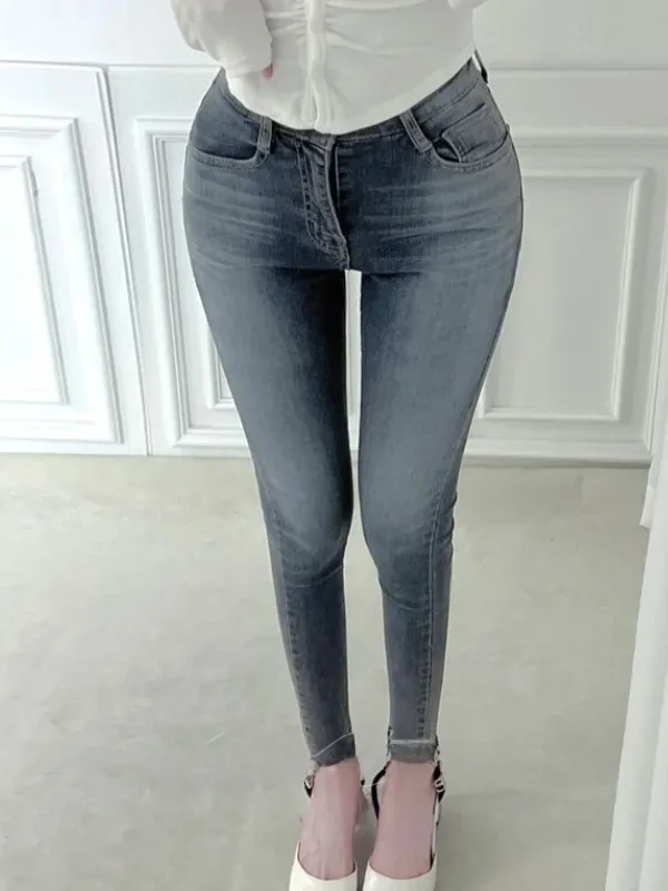 

Retro Washed Blue Grey Slim Fit Cartoon Leg Jeans High Waist Cotton Stretch Denim High Elasticity Nine Points Ladies Jeans