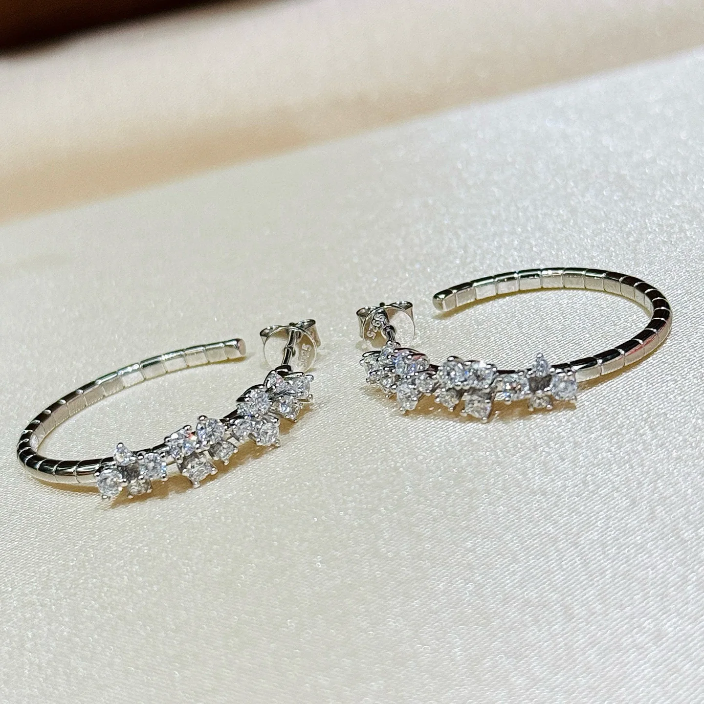 

100% 925 Sterling Silver Pave Zircon Flowers Star Stud Earrings For Women Fine Jewelry