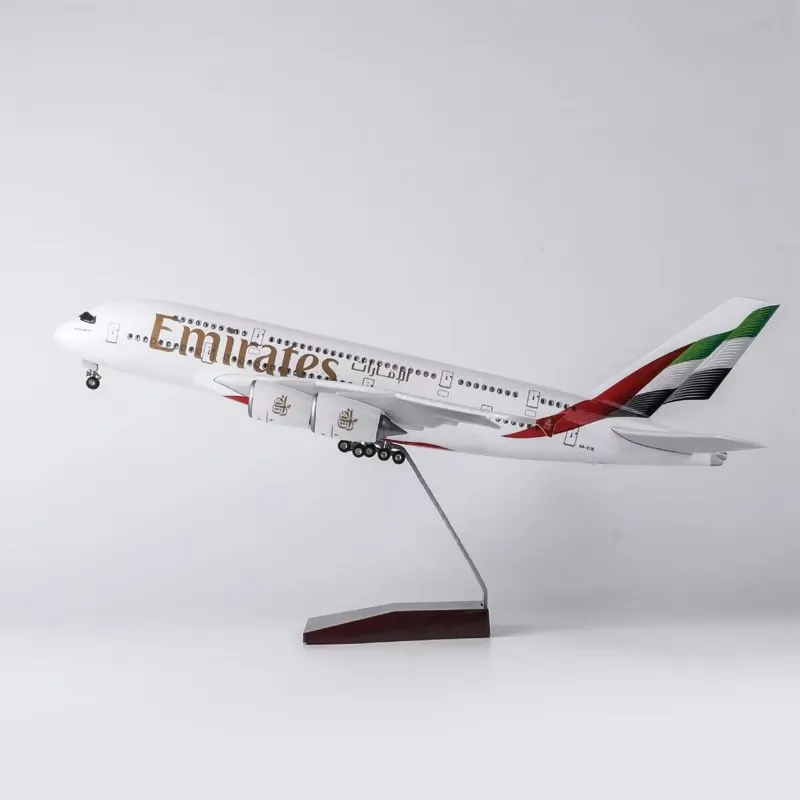 1/160 Scale 45.5cm Airplane New Painting A380 UAE Airline Aircraftwith Light & wheels Die-Cast Plastic Resin Model Collectible