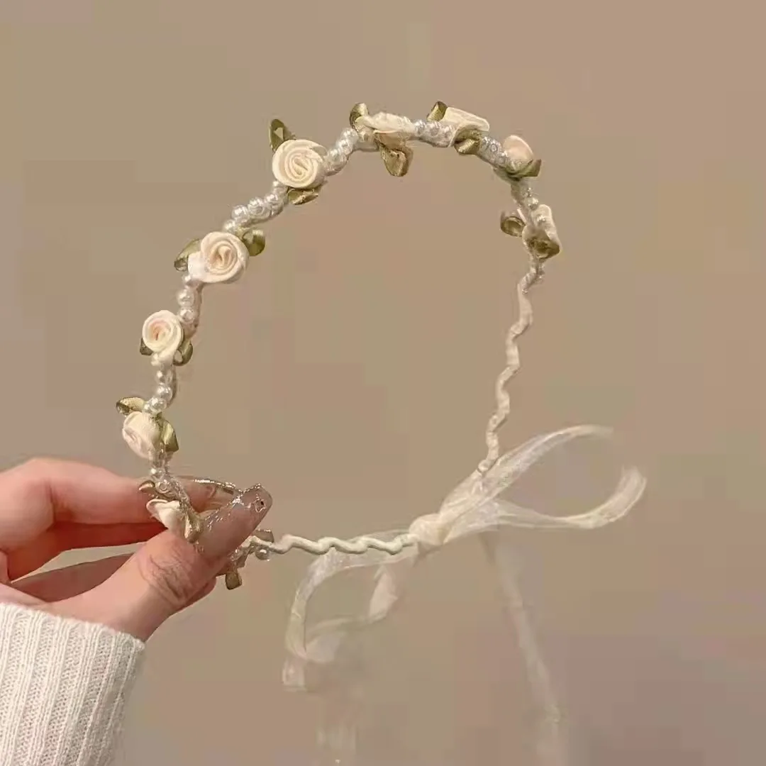 화이트 로즈 페어리 레이스 머리띠, 클래식 로맨틱 웨딩 샤이니 실크 리본, 로즈 플라워 헤어 후프, 헤드 랩