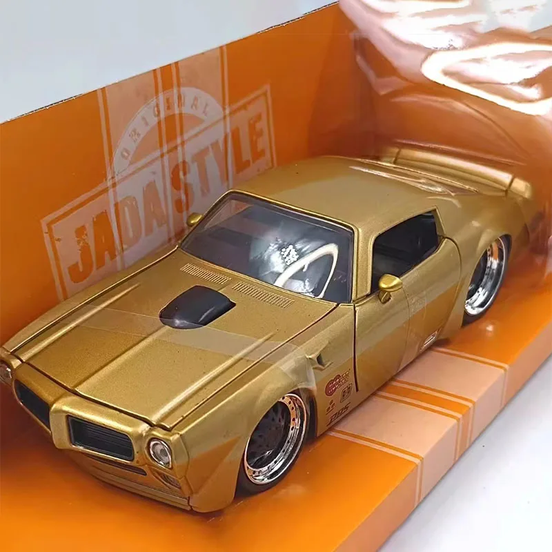 Diecast Original 1:24 Scale 1972 Pontiac Firebird Simulation Alloy Car Model Finished Collection Decoration Toy Gift Souvenir