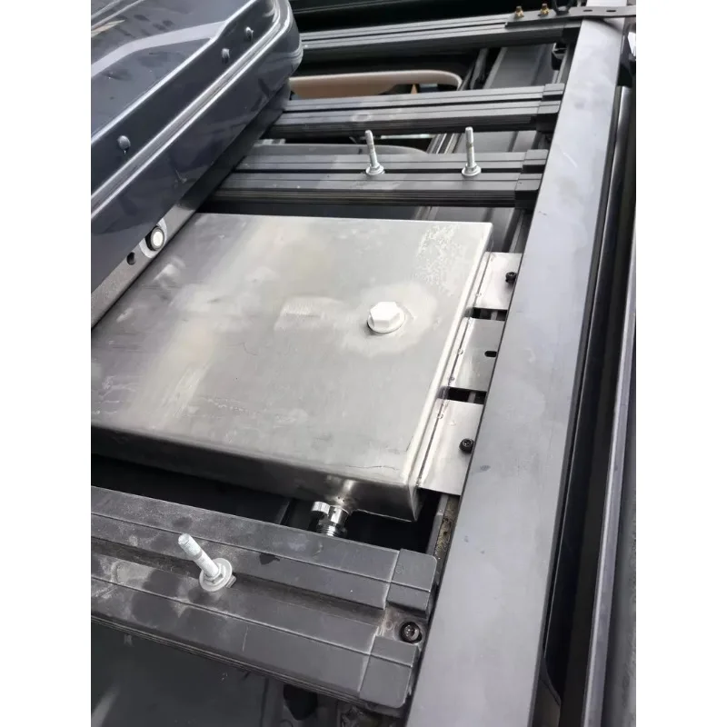 Car Water Tank, Stainless Steel Non-destructive Installation, Left and Right 4-minute Water Outlet, Built-in Anti-wave Board