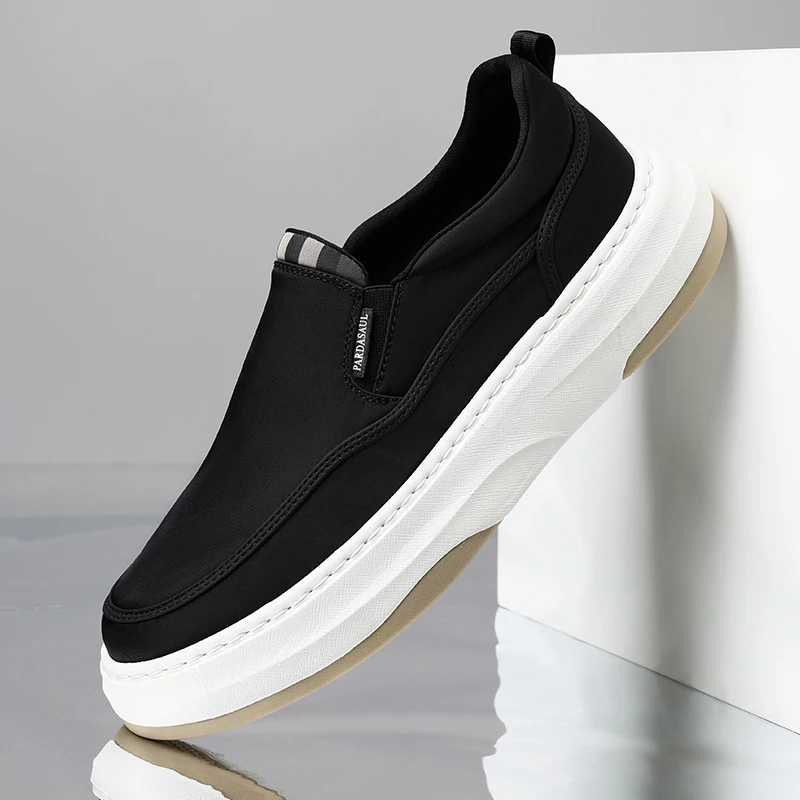 

Men's new low cut summer breathable sleeve feet, versatile and lightweight casual cloth shoes 250308