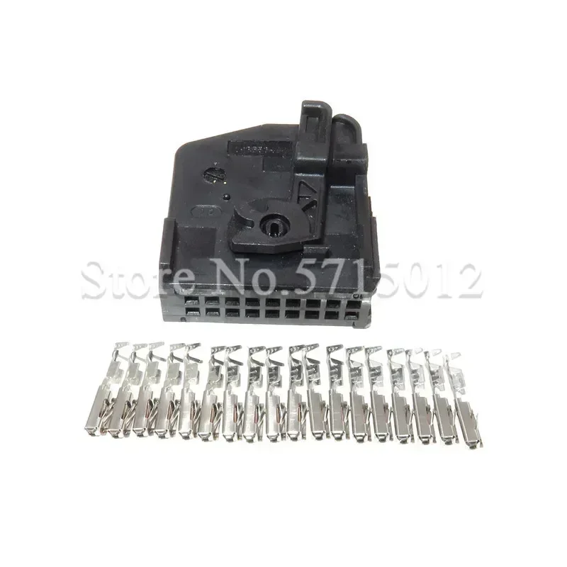 18 Hole Car Air Conditioning Panel Plug Automotive Amplifier Wire Socket For VW BMW