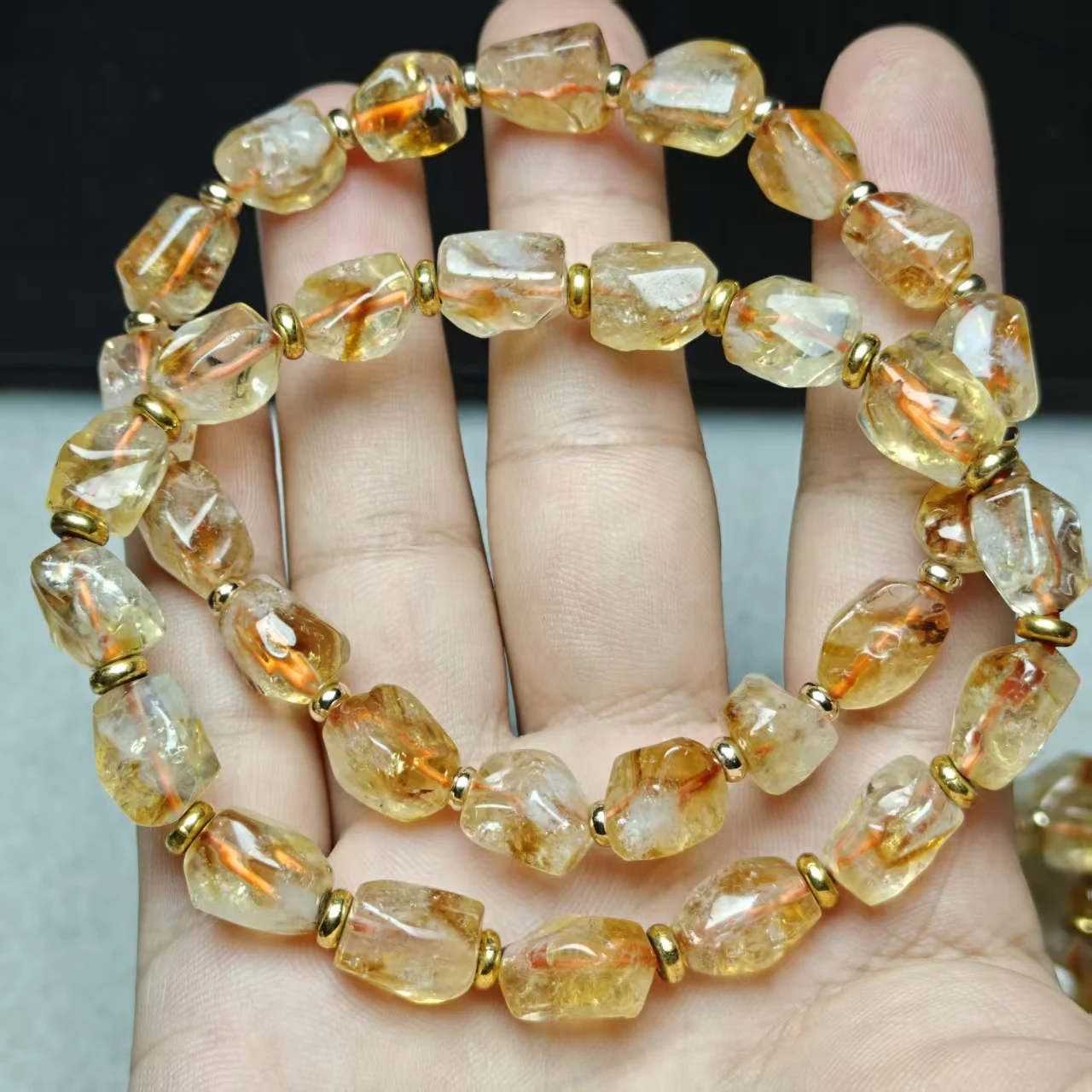 XingYu Natürliche AAA Brasilianische Pyramiden-Citrin-Quarz-Perlen, unregelmäßig facettiert, glatt, rund, für Schmuck, Armbänder, Geschenk – Detail 6