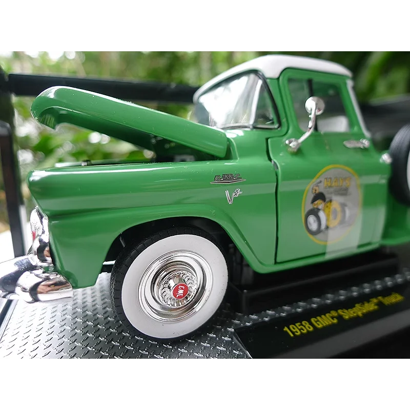 Diecast M2 Schaal 1:24 1958 GMC StepSide Truck R70 General Motors Pickup Legering Automodel Collectible Toy Gift Souvenir Display