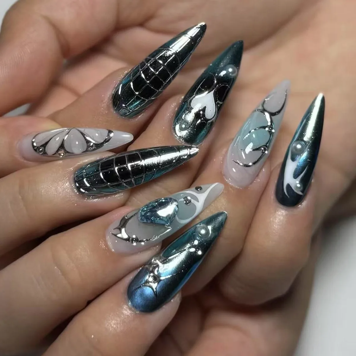 

24PCS Sweet Cool Blue Stiletto Press on Nail Metallic Silver Star Pattern French Fake Nails Spice Girls Wearable False Nails Set