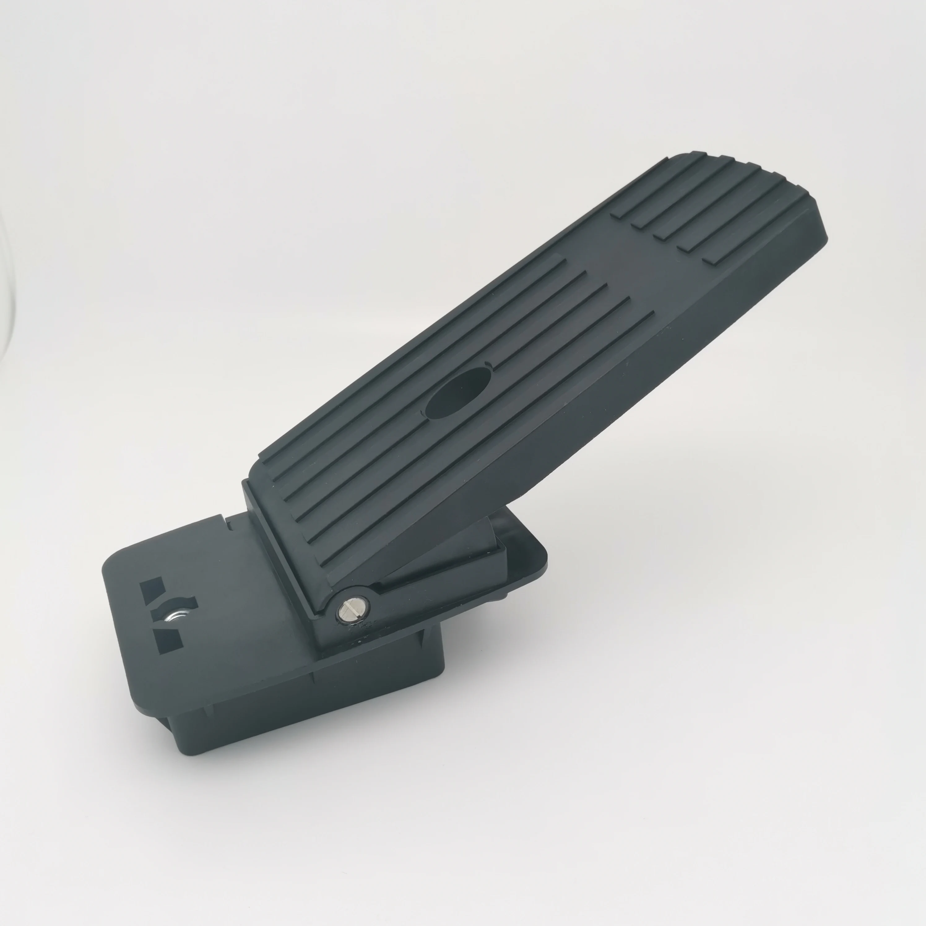 حالة جديدة قطع غيار الرافعات الشوكية Jungheinrich 51175579 51100188 51884493   دواسة الفرامل لأجزاء الرافعة الشوكية Jungheinrich