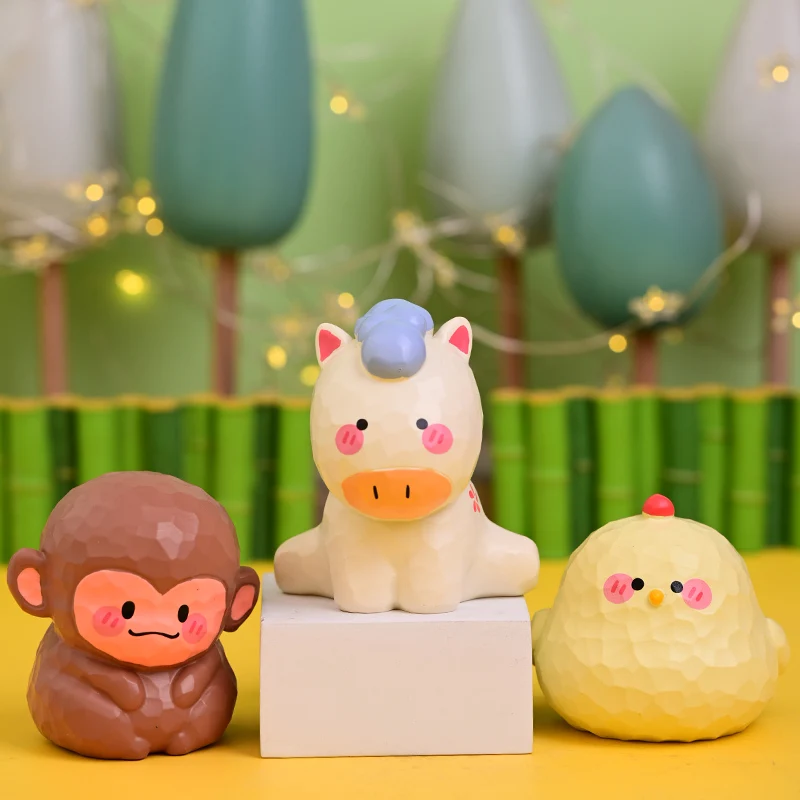 Chinesische traditionelle Tierkreiszeichen-Auto-Desktop-Figur, Büro-Abschlussgeschenk für Mädchen, um Sicherheit und Glück zu gewährleisten. Desktop-Ornament
