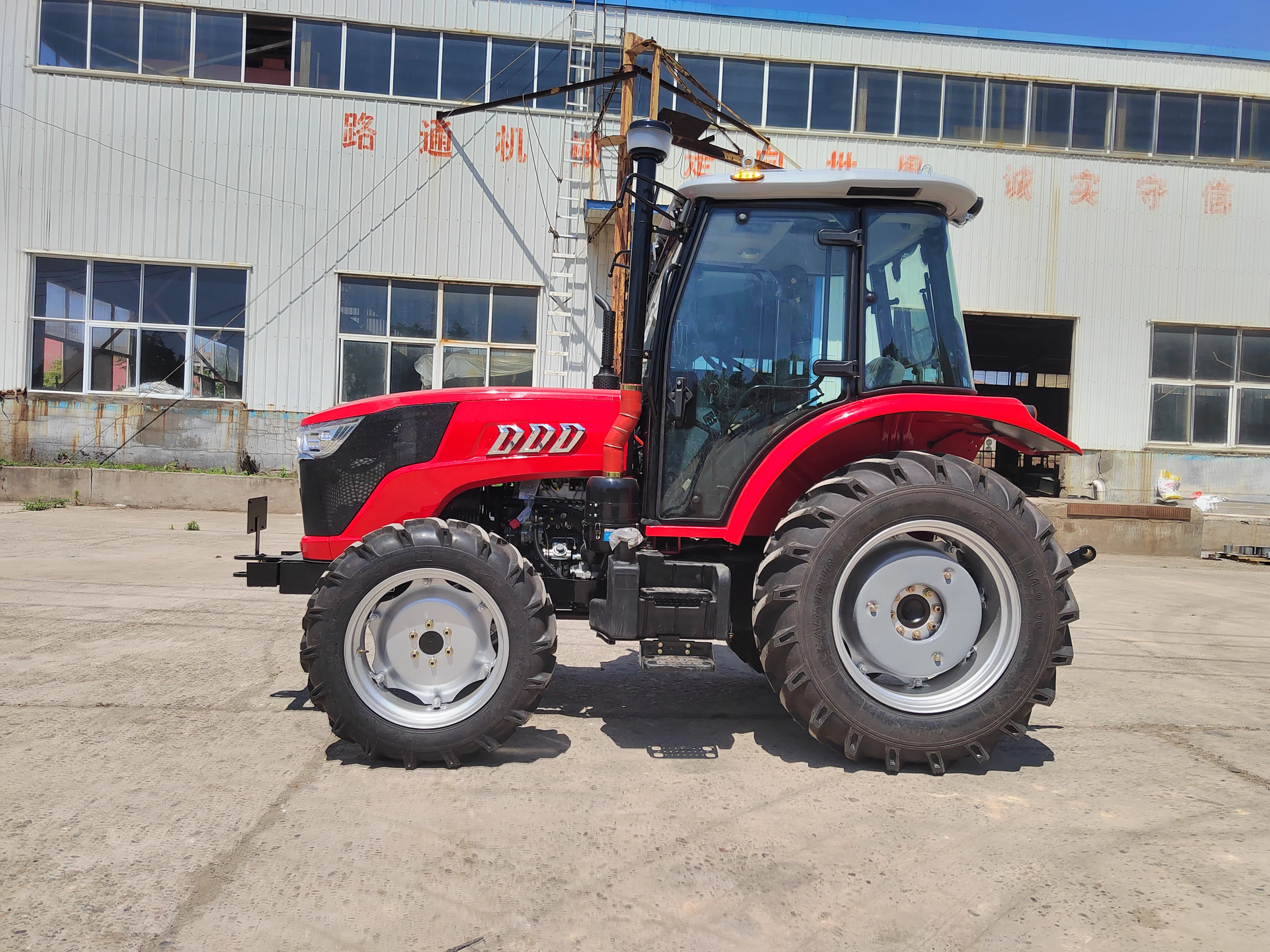 1204 Landbouwtractor Gebruik Scope Fabrikant Spot Supply 1204 Landbouwtractor Directe verkooptractor