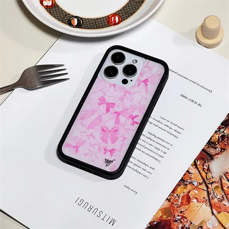야생화 딸기 필드 Bow Beau 전화 케이스 iPhone 16 15 14 13 12 Pro Max Plus WF 스타 베리 러블리 오리 뒷면 커버