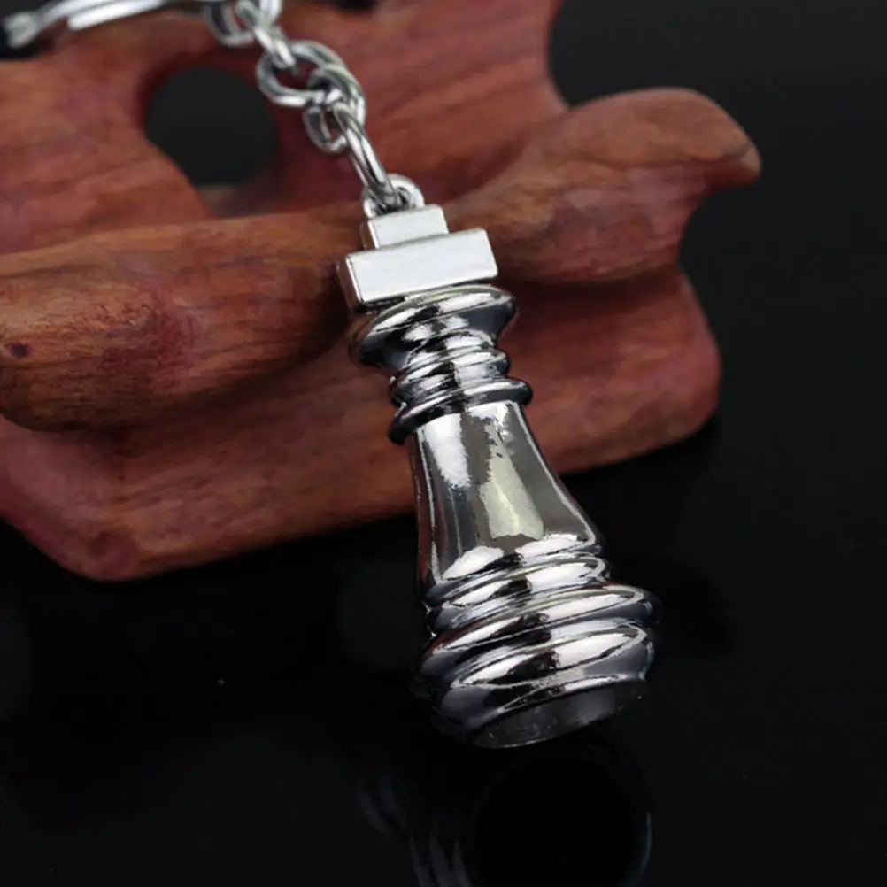 Chess Keychain Pendant Set – 2pcs Halloween Christmas New Year Car Key Holder, Creative Gift for Men Women