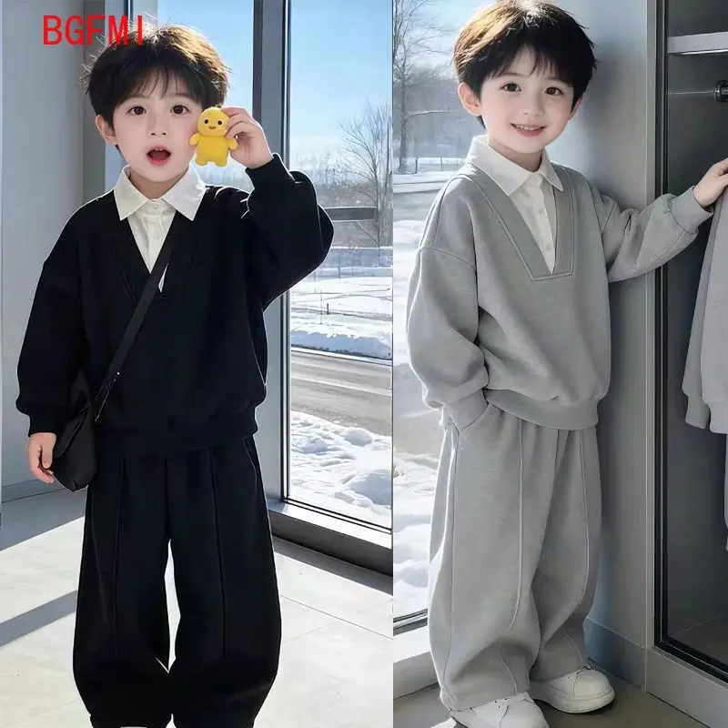 Jungen Koreanisches Baumwoll-Sportshirt-Kragen-Set Frühling Herbst 2026 Neu Kinder Jungen Mode Fake Zweiteiler Oberteil + Hose 2-teiliges Set