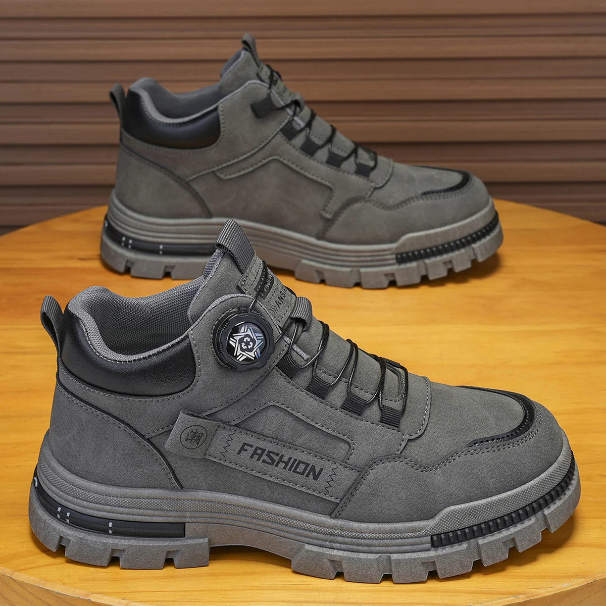 Low-Top Men's Platform Sports Outdoor Traditional Footwear - Lace-Up Stylish Trendy Street Hiking Skate Shoes