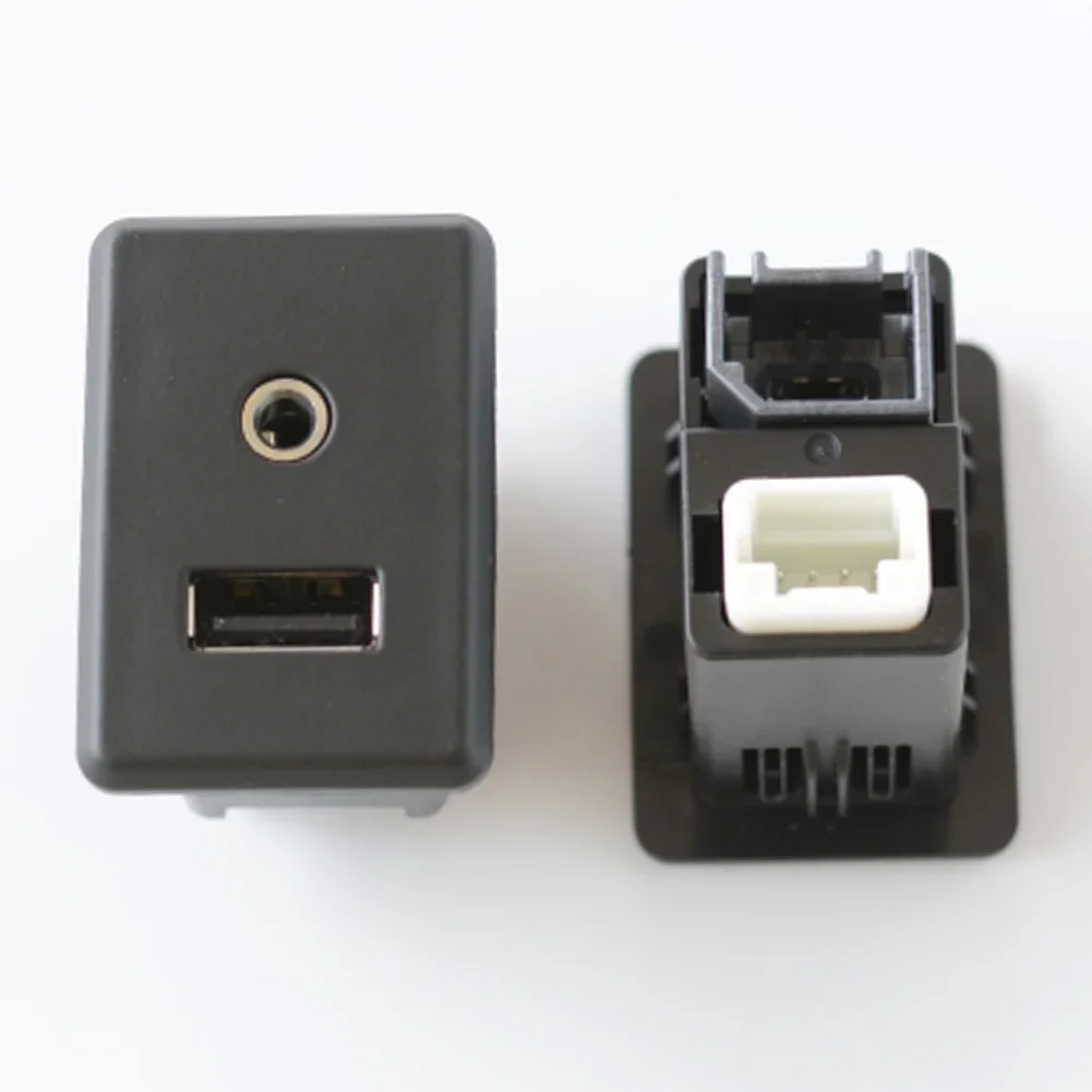 Car Audio Interface USB AUX Interface User-friendly Design Wear-resistant Material Easy To Use Car Audio Accessory Panel