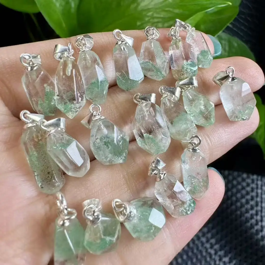 

Unit One Piece 925 Silver Inlay With Customzied Cost Natural Green Phantom Quartz Crystal Healing Free Form Pendant For Gift