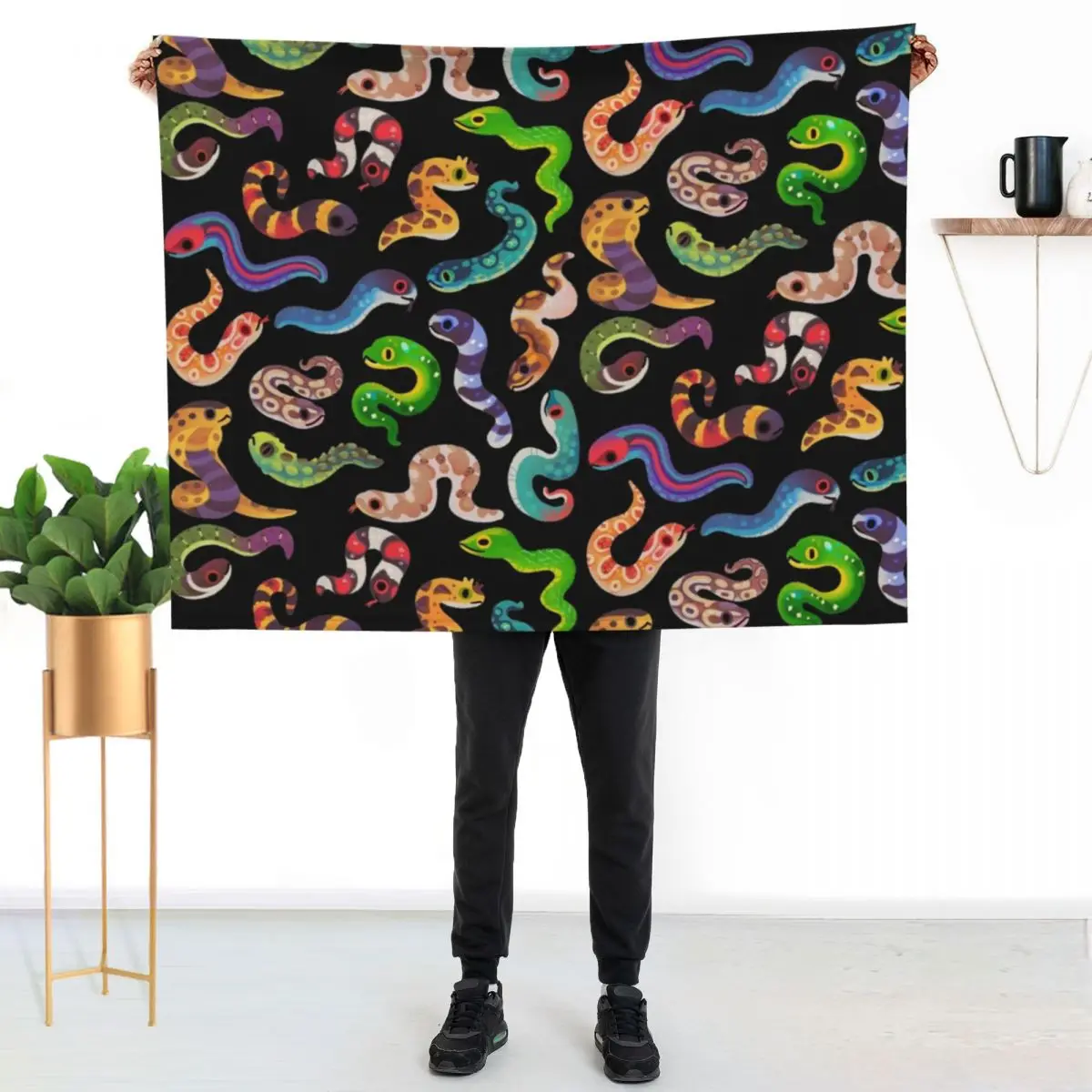 

Serpent Day Throw Blanket Multi Purpose Soft Warm Blanket for Home Travel