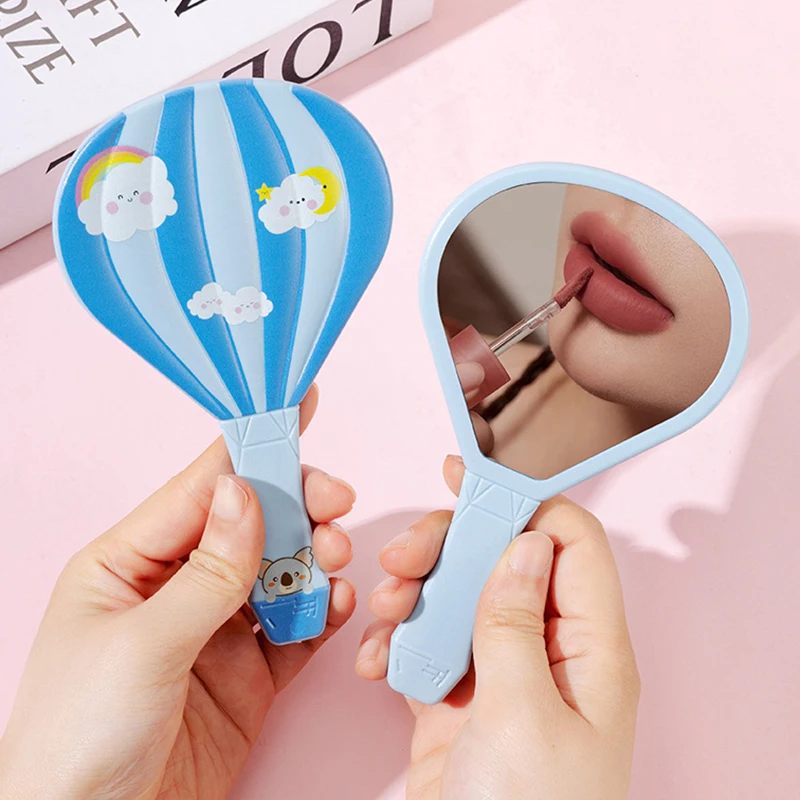 พลาสติก Hot Air บอลลูนรูปร่างกระจกความละเอียดสูง Mini Handheld Sector กระจกน้ําหนักเบาแบบพกพาแต่งหน้ากระจกกระจกของขวัญ