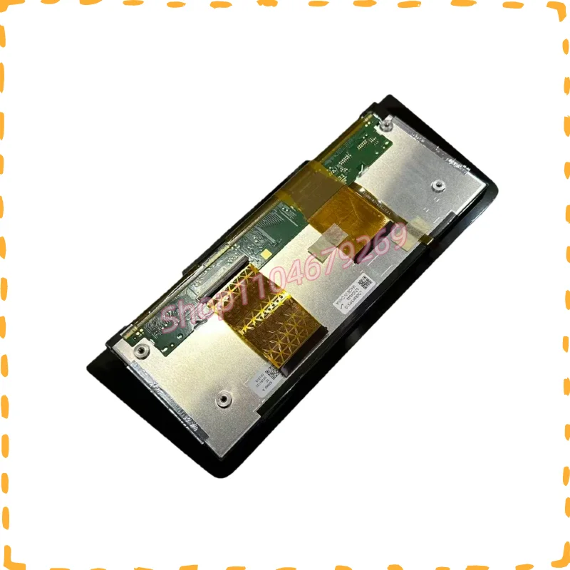 หน้าจอ LCD ขนาด 8.8 นิ้ว รุ่น LQ088K5RX19 สำหรับรถยนต์ BMW ซีรีส์ 1 รุ่น F52 120i Sport Night Edition EVO พร้อมระบบควบคุมกลาง เครื่องเสียง และระบบนำทาง