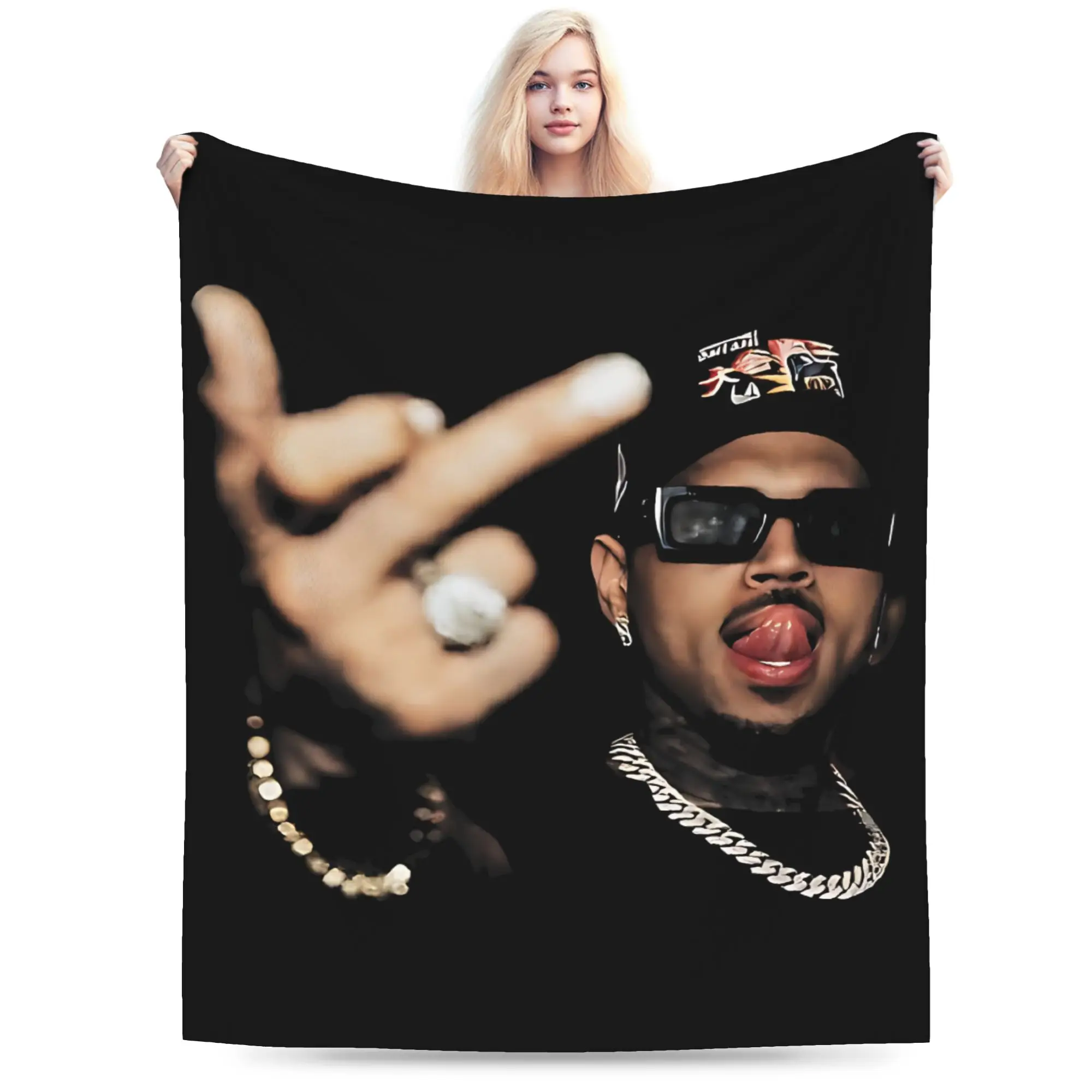 Funny Finger Chris Brown Blankets Fleece Printed  Multi-function Lightweight Throw Blankets for Sofa Office Bedspread