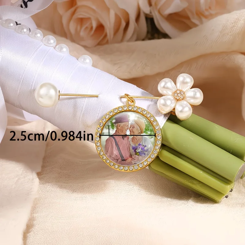 Customisable Photo Bride/Groom Commemorative Brooch Personalised Wedding Bouquet Keepsake Pendant Unique Gift for Couples