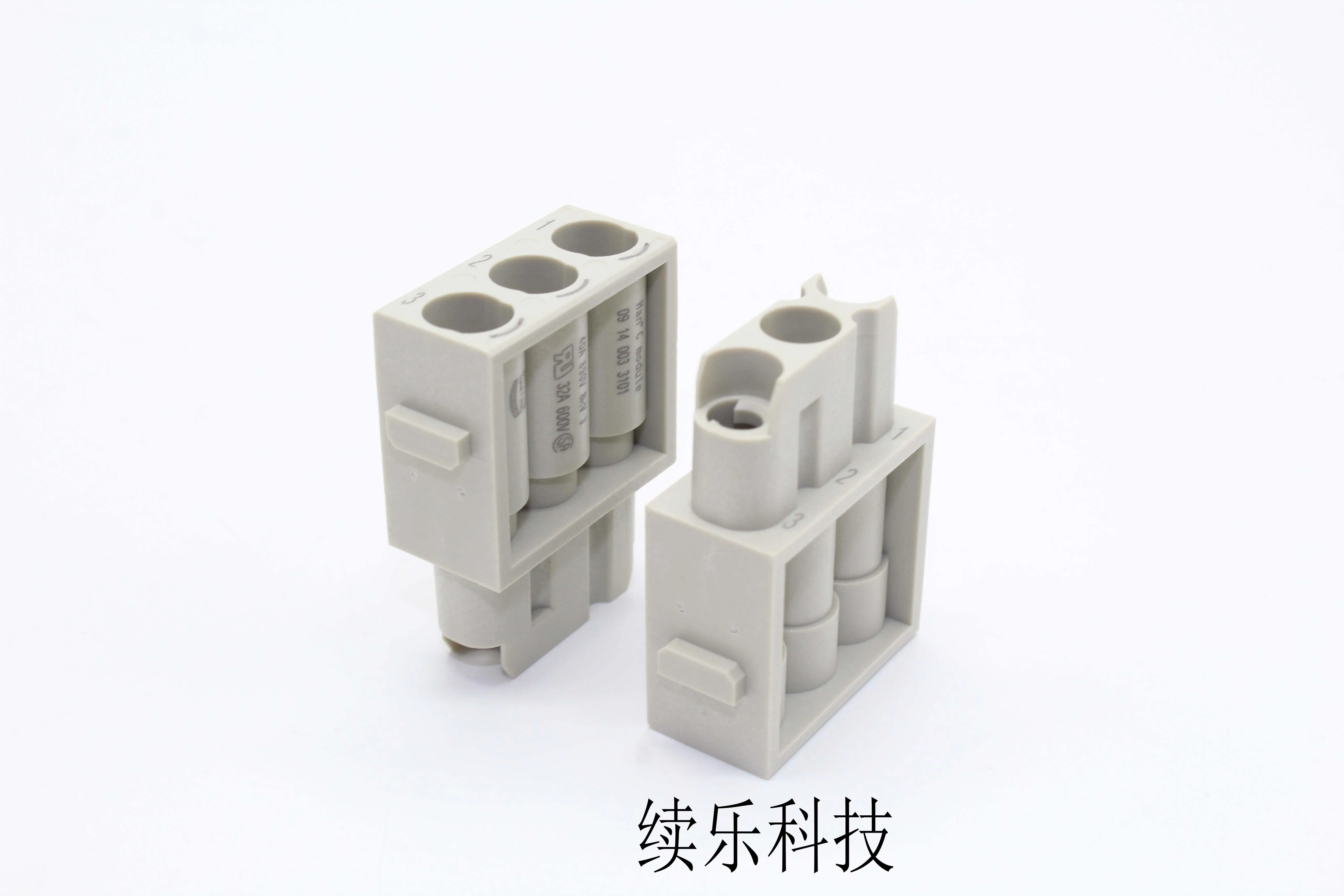 

1PCS 09140033101 3P FEMALE MODULE Han40A 3(F) HARRTTING