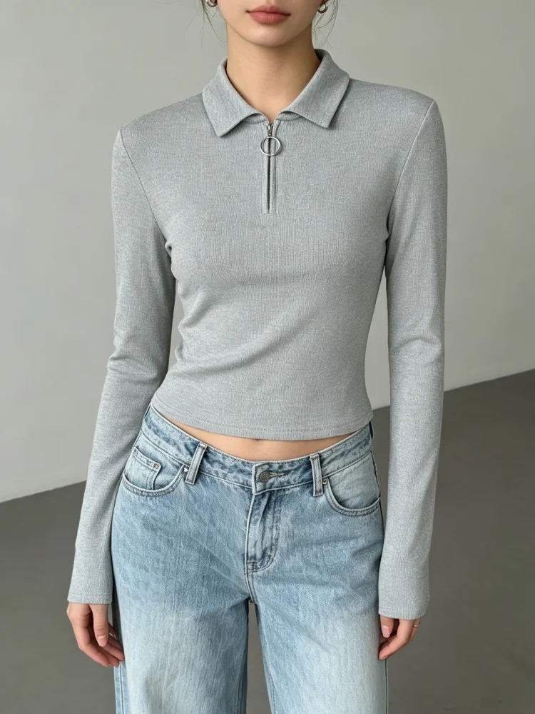Women's Lapel Half Zipper Long Sleeved Short Fitting Short T-shirt Casual Street Style Y2K Minimalist Top suitable for Daily
