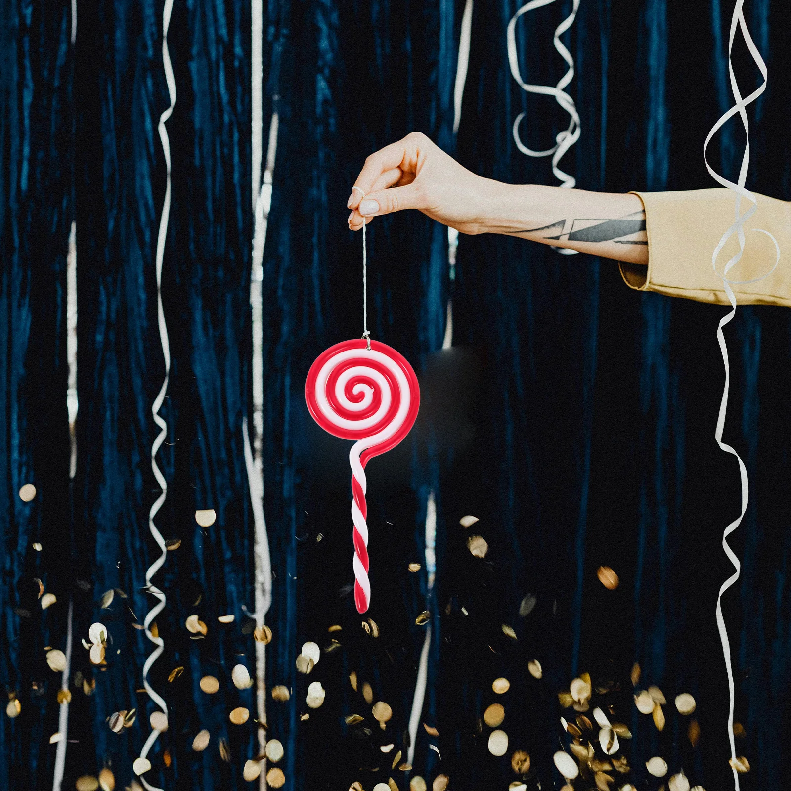 

8Pcs Christmas Candy Cane Ornaments Red White Lollipop Hanging Decor DIY Festive Tree Accessories Red Candy Canes