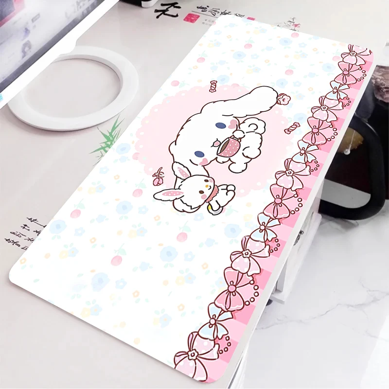 

Коврик для мыши Cinnamoroll, большие игровые аксессуары для геймеров, скоростная клавиатура, резиновый замок, край настольного коврика, коврик для мыши для ноутбука